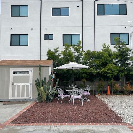 Small Private La Bedroom W Wifi - Private Fridge - Ac Near Usc - Exposition Park - Usc Memorial Coliseum - Banc Of California Bmo Stadium - Downtown Los Angeles Dtla - University Of Southern California Usc!!! Dış mekan fotoğraf