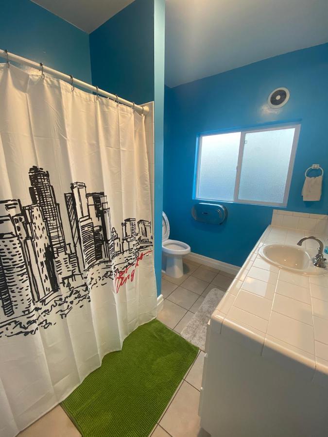 Small Private La Bedroom W Wifi - Private Fridge - Ac Near Usc - Exposition Park - Usc Memorial Coliseum - Banc Of California Bmo Stadium - Downtown Los Angeles Dtla - University Of Southern California Usc!!! Dış mekan fotoğraf