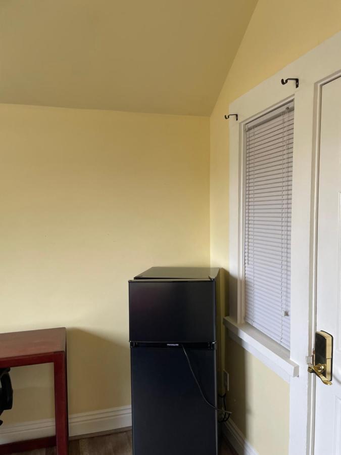 Small Private La Bedroom W Wifi - Private Fridge - Ac Near Usc - Exposition Park - Usc Memorial Coliseum - Banc Of California Bmo Stadium - Downtown Los Angeles Dtla - University Of Southern California Usc!!! Dış mekan fotoğraf
