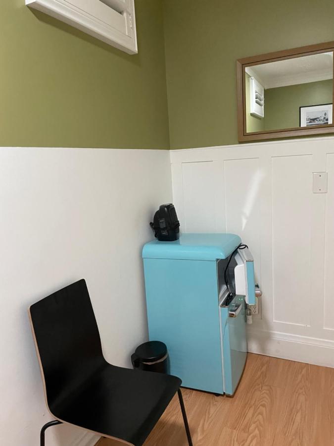 Small Private La Bedroom W Wifi - Private Fridge - Ac Near Usc - Exposition Park - Usc Memorial Coliseum - Banc Of California Bmo Stadium - Downtown Los Angeles Dtla - University Of Southern California Usc!!! Dış mekan fotoğraf